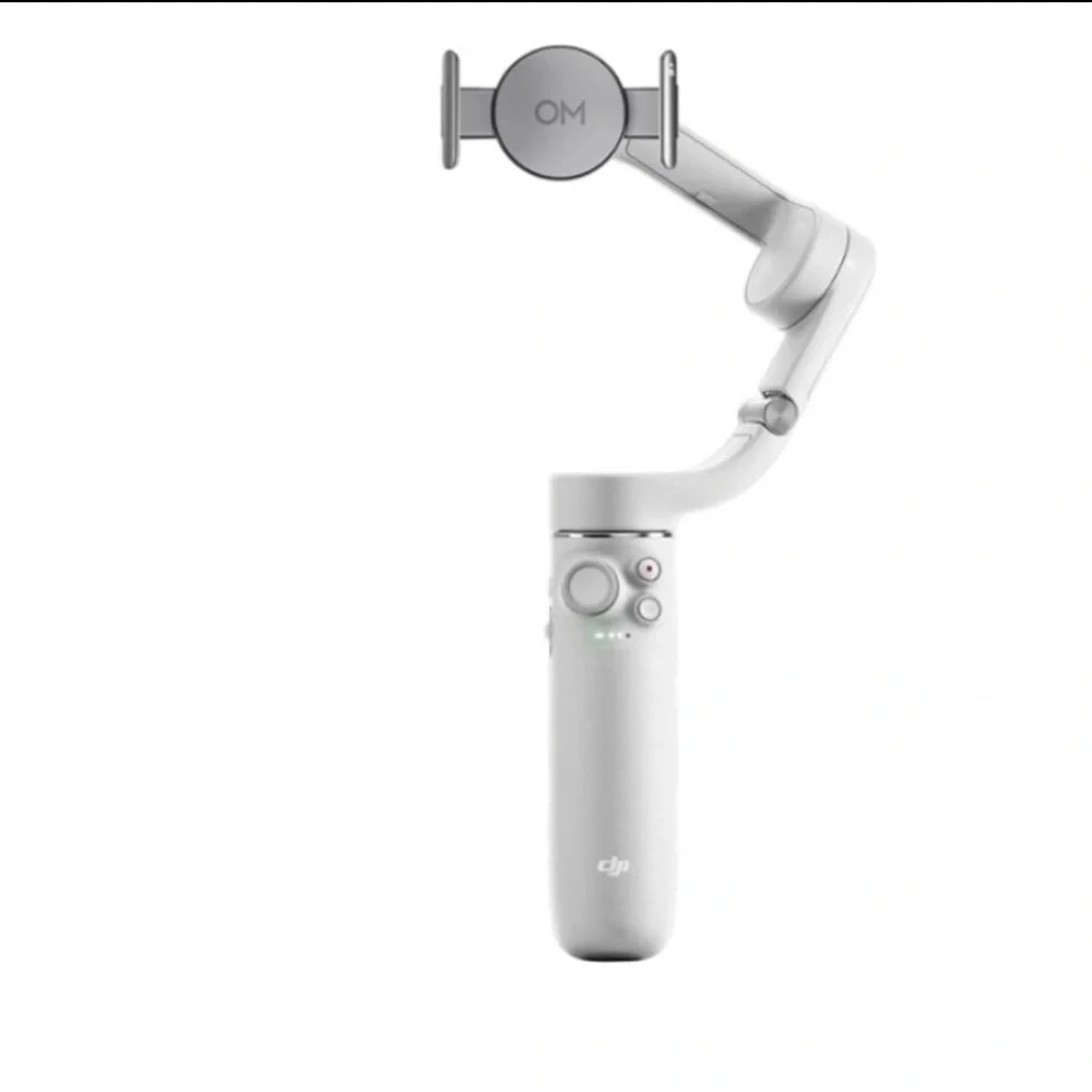 DJI OM 5 smartphone stabilizer